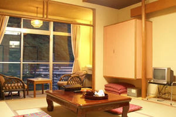Kinryuen Hotel Numata  Exterior photo